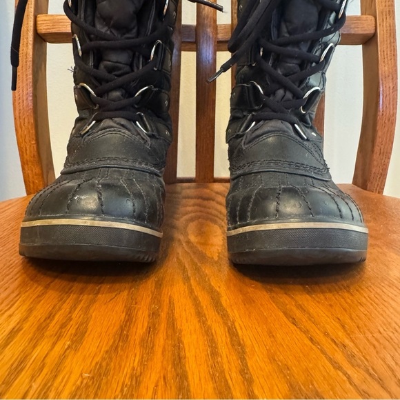 Sorel Waterproof Black Duck Boots Faux Fur Lace Up Tall Good Preowned Condition - Picture 3 of 10